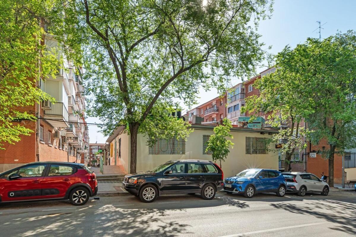 Cosy Flat With Good Connections - Luis Ruiz 2 Apartamento